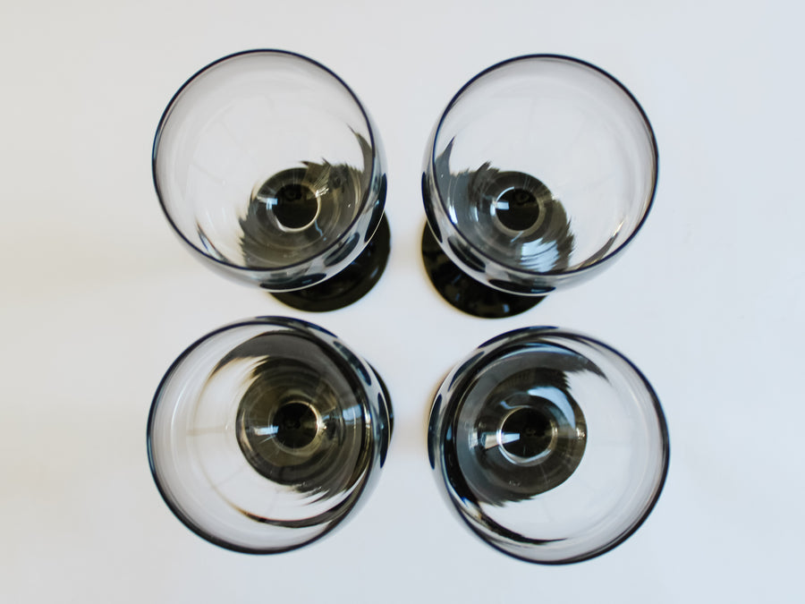 Luminarc France Black Stemmed Wine Glasses